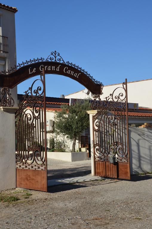Le Grand Canal Martigues Exterior photo